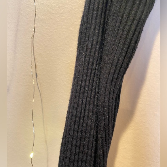 Are You Am I Anke Dress - Picture 7 of 10